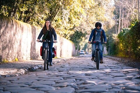 Pedaling through the past! ‍♂️‍♀️ This beautiful duo is making unforgettable memories on the stunning Appian Way with Rome in a Day Tours!