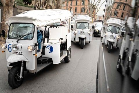 Private Tuk Tuk Tour in Rome
