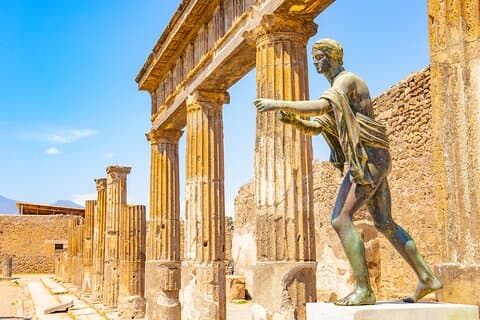 Private Transfer from Naples to Praiano, Hotel-to-hotel, English-speaking driver