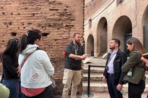 Colosseum Underground or Arena Platform