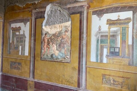 Pompeii Private Tour from Positano with an Archaeologist
