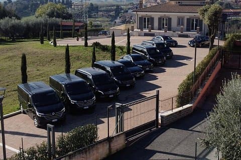 Luxury private Transfer from Milan center to Malpensa Airport