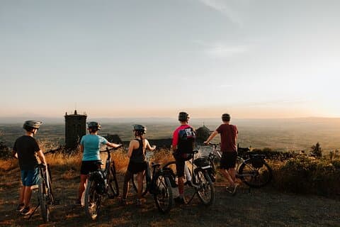 Cortona - Sunset eBike Ride Around the Village + Pizza Tasting