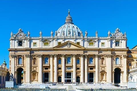 St. Peter's Basilica: Skip-the-Line Hosted Entry with Audio Guide