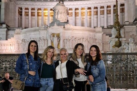 Explore Rome by night!