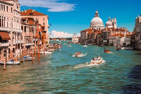 Venice and the Dolomites 6 Day Mini Coach Tour from Milan