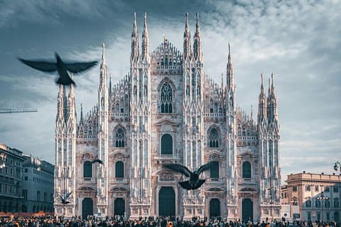 Grande facade of Duomo di Milano