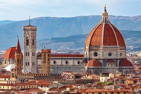 Private transfer from Genoa to Florence with 2 hours for sightseeing