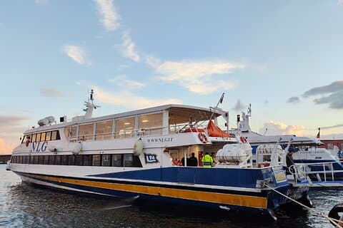 Ferry Tickets Between Positano and Capri