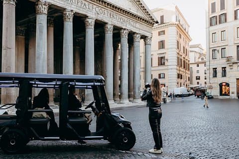 ROME: Golf-Cart Private Experience