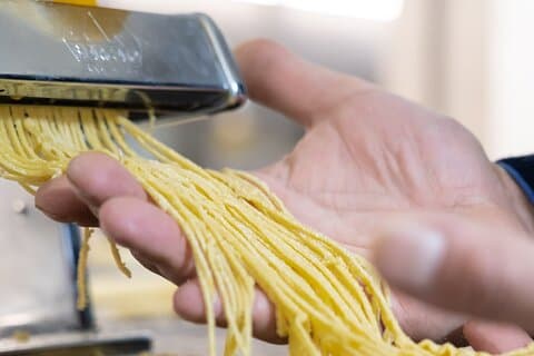 Milan - Discover the Italian flavors: Fresh Pasta and Tiramisu
