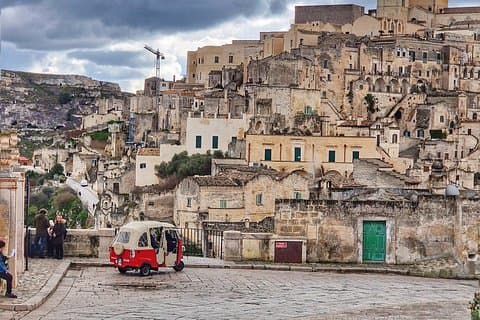 Private guided tour of the Sassi of Matera in Tuk Tuk - 2 hours