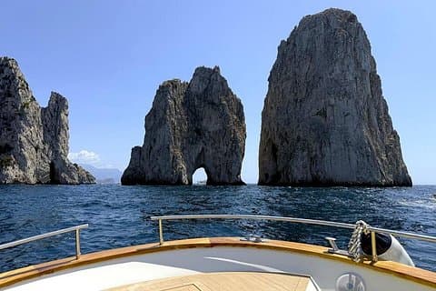 Capri boat tour from positano