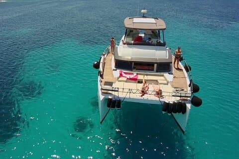 Favignana Egadi Islands Luxury Catamaran Tour with Lunch