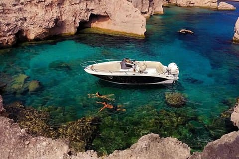 Scilla & Messina Coast: Private Boat Tour for Cruise Passengers