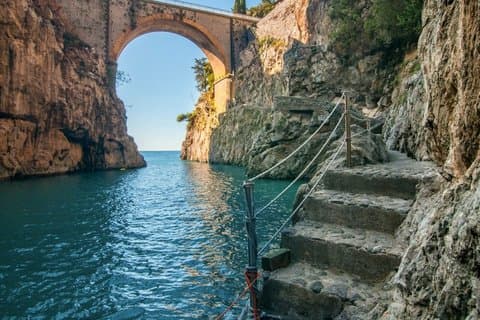 Amalfi Coast and Pompei from Rome: Private Full-Day Guided Tour