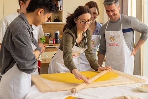 Small-Group Pasta and Tiramisu Class in Como with Aperitivo