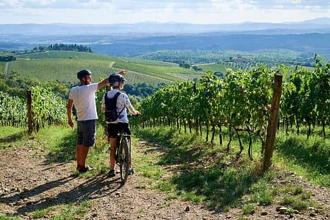 explore Tuscany by E-bike