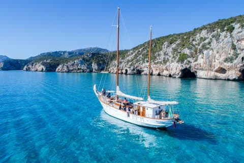 Cala Gonone Tour Gulf of Orosei aboard the Sailing Boat Dovesesto