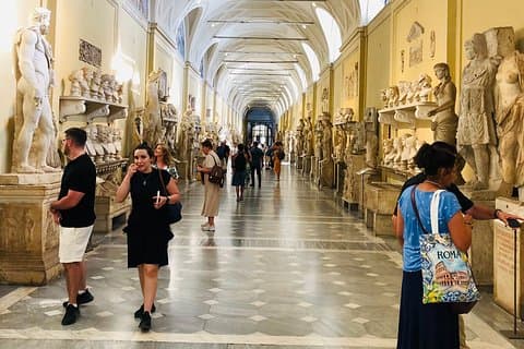 Explore Vatican Museums Sistine Chapel & St Peter BasilicaTour
