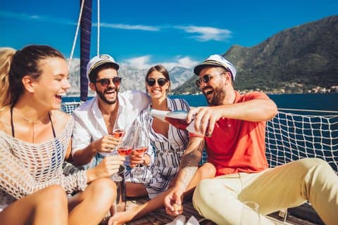 Positano and Amalfi Boat Tour from Salerno with Snorkel and Drink