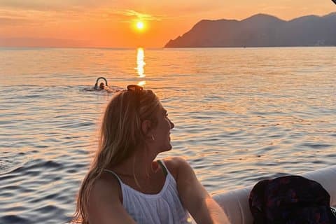 Manarola: day tours and sunset tours with aperitif on board