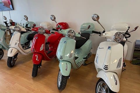 Montepulciano and Pienza Tuscan Spirit Vespa Tour