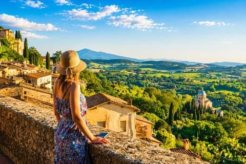 Signature Brunello di Montalcino Wine Tour from Siena