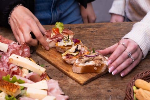 Verona Gourmet Food Tour with Dinner Wine and Gelato