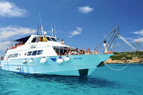 Baja Sardinia & Cannigione: boat tour to La Maddalena Archipelago
