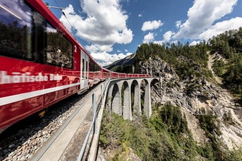 From Como: Day trip to St. Moritz & Panoramic Bernina Express