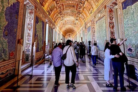 Skip-the-line ticket to the Vatican Museums and Sistine Chapel