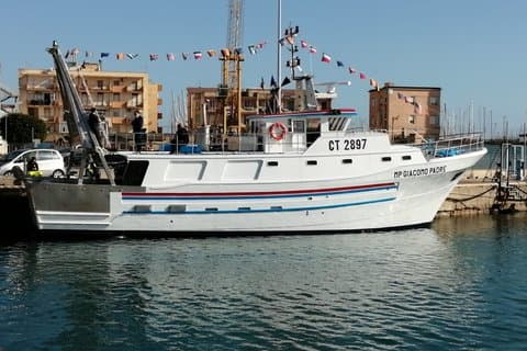 Fishing Tourism Giacomopadre by Boat from the Port of Catania