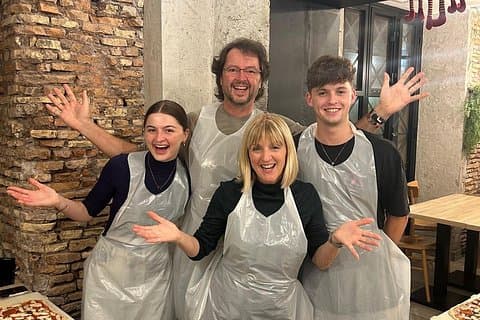 Bari Pizza and Tiramisu Class with Wine and Gelato
