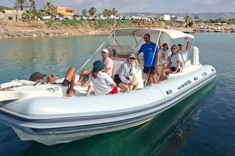 Avola Private Tour 4.5H Snorkeling Tour with Sicilian Aperitif