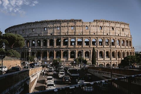 Rome Walking Tour : Colosseum, Trevi Fountain, Pantheon & Navona
