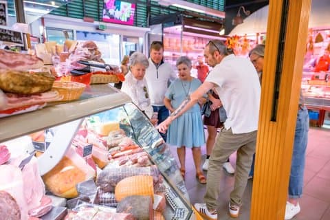 Sant'Ambrogio Market Food Tour with Tastings led by a local Chef