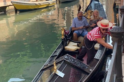 Venice Luxury Private Day Tour with Gondola Ride from Rome