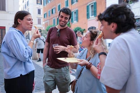 Rome Colosseum: Pizza & Aperitivo Food Tour at Sunset