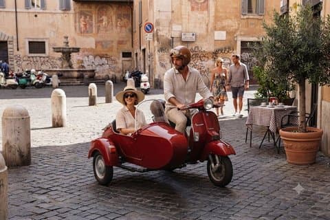 Vespa Sidecar Tour of Rome: Colosseum to Piazza Navona