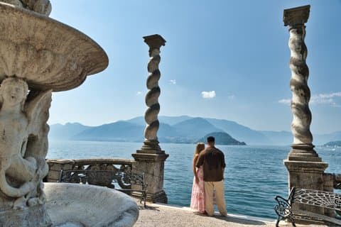 Couples Photography on Lake Como for Travellers in Love