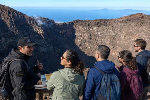 Pompeii and Vesuvius Excursion from Salerno, Winery Visit and Lunch