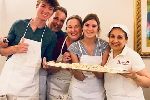 Florence Pasta and Tiramisu Class with Wine