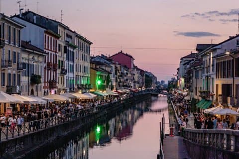 Navigli Food and Wine Tour in Milan