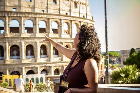 Rome: Guided Group Tour of Colosseum, Palatine Hill & Roman Forum