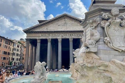 Pantheon : Hidden Spaces of Neptune Basilica