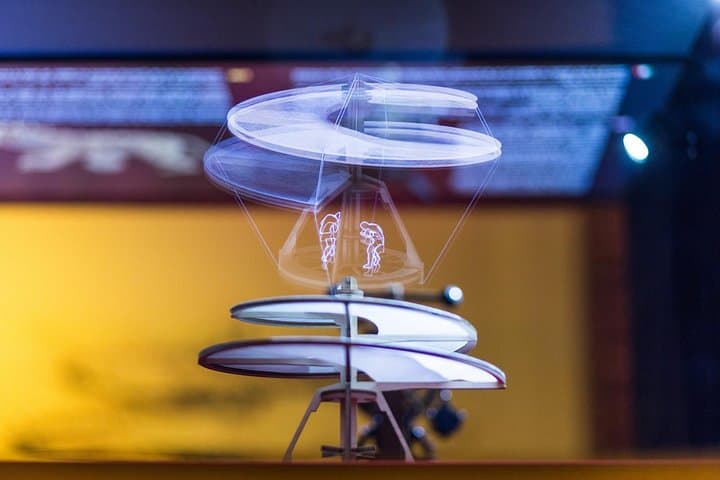 Hologram of Leonardo da Vinci's Aerial Screw