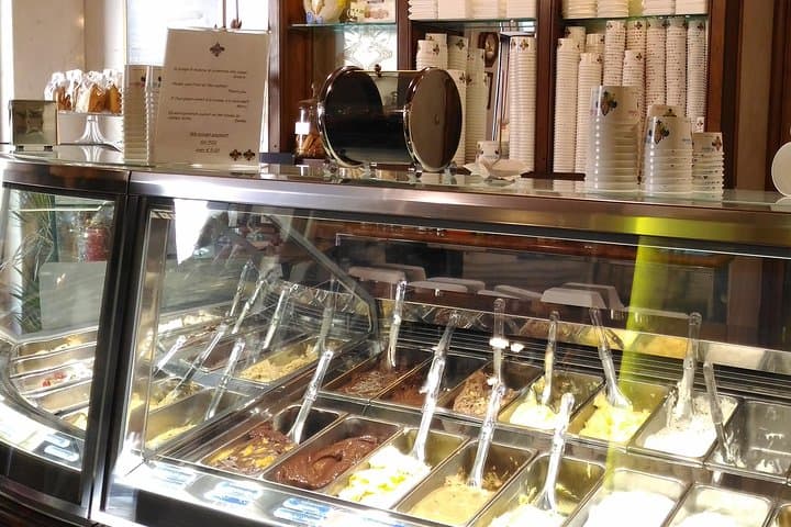 Gelato or coffee