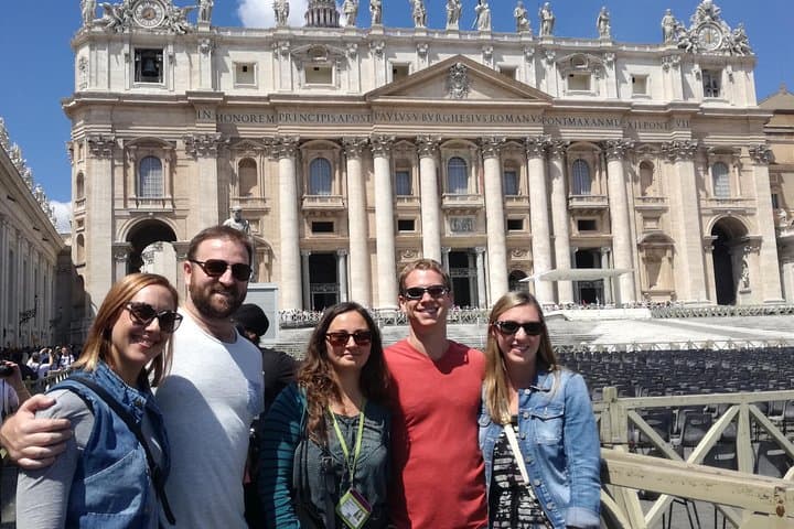 Rome in 2 days tour including Colosseum, Trevi Fountain and Sistine Chapel
