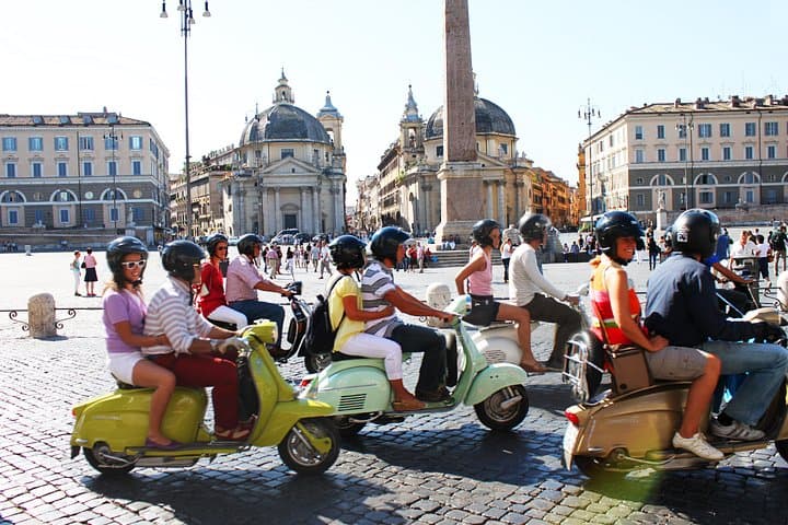 Vintage Vespa Grand Tour of Rome